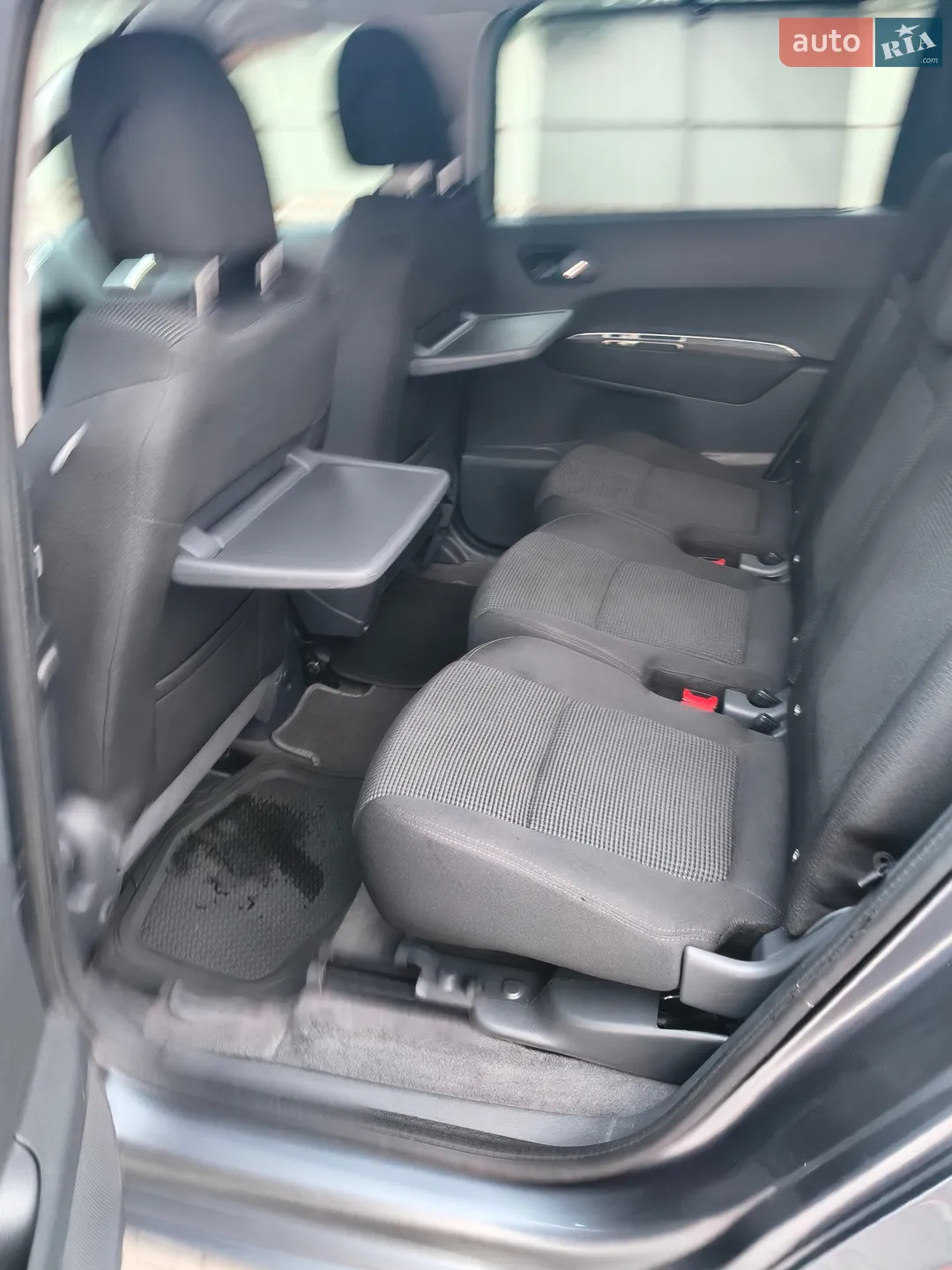 2011 Peugeot 5008 - мініатюра 17