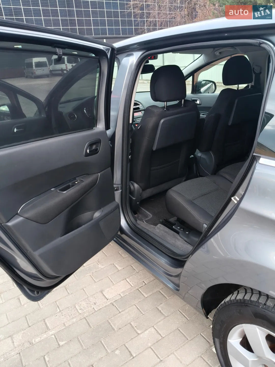 2011 Peugeot 5008 - мініатюра 20