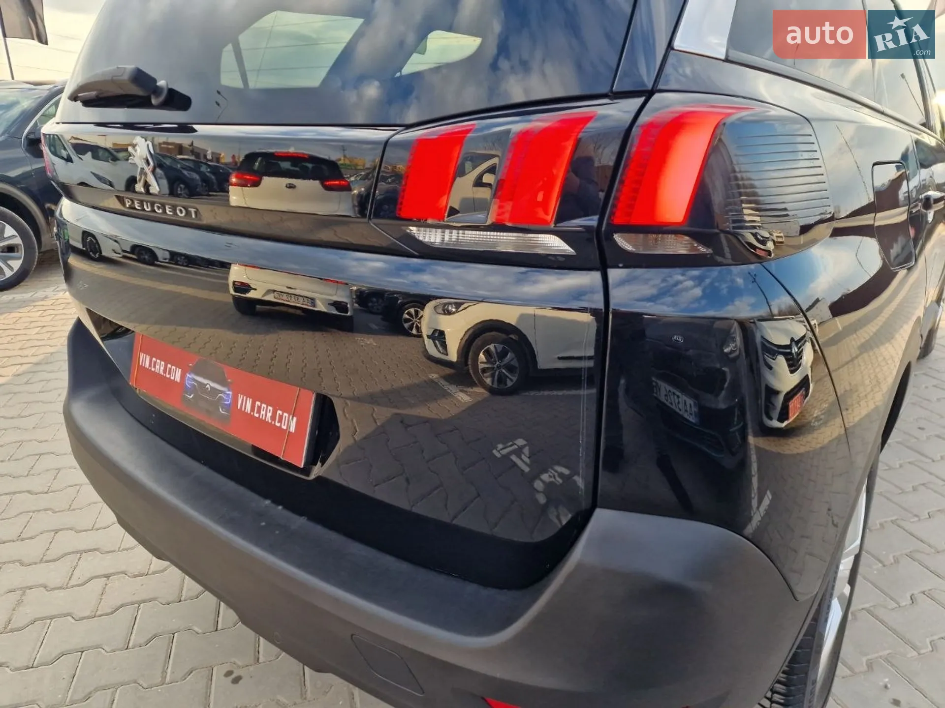 2019 Peugeot 5008 - мініатюра 15