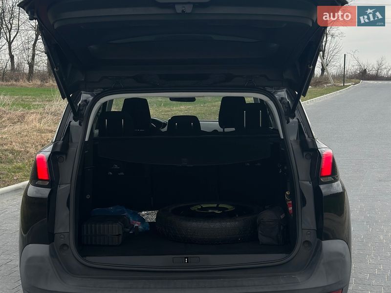 Внедорожник / Кроссовер Peugeot 5008 2017 в Львове фото 28 Внедорожник / Кроссовер Peugeot 5008 2017 в Львове