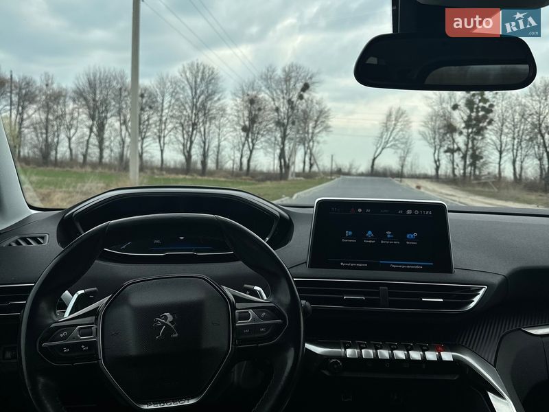 Внедорожник / Кроссовер Peugeot 5008 2017 в Львове фото 57 Внедорожник / Кроссовер Peugeot 5008 2017 в Львове