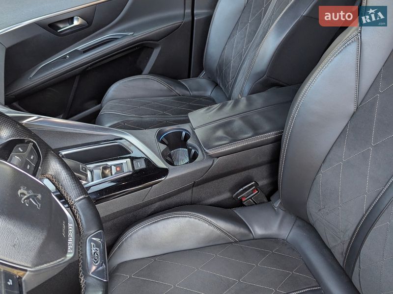 Позашляховик / Кросовер Peugeot 5008 2018 в Славуті