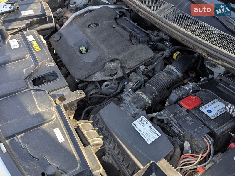 Позашляховик / Кросовер Peugeot 5008 2018 в Славуті