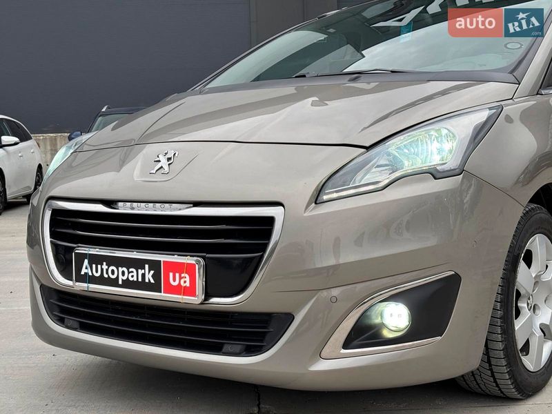 Микровэн Peugeot 5008 2014 в Львове фото 4 Микровэн Peugeot 5008 2014 в Львове