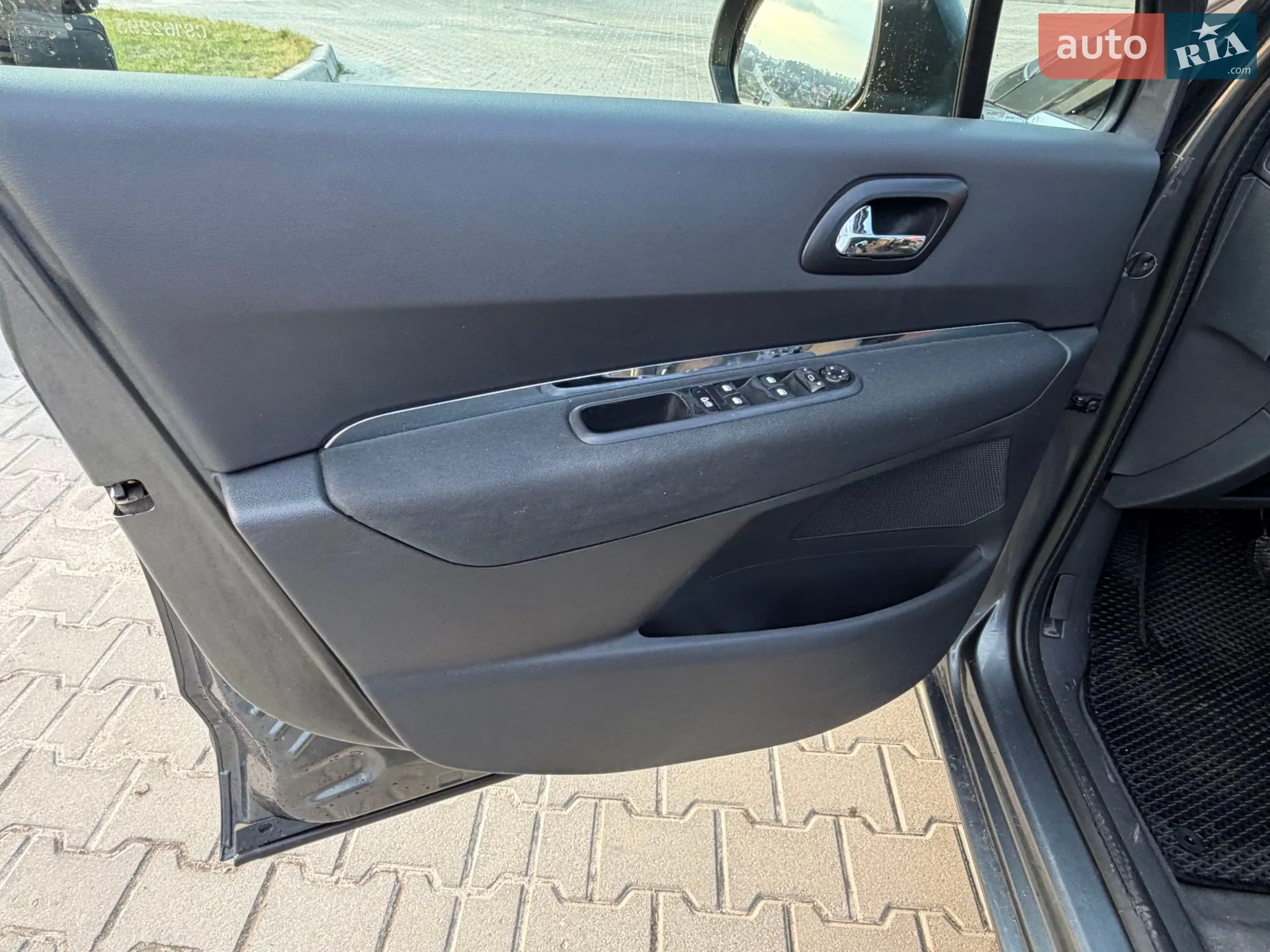2012 Peugeot 5008 - мініатюра 22