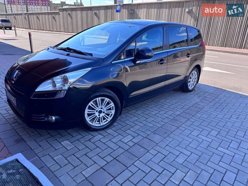 Микровэн Peugeot 5008 2010 в Луцке