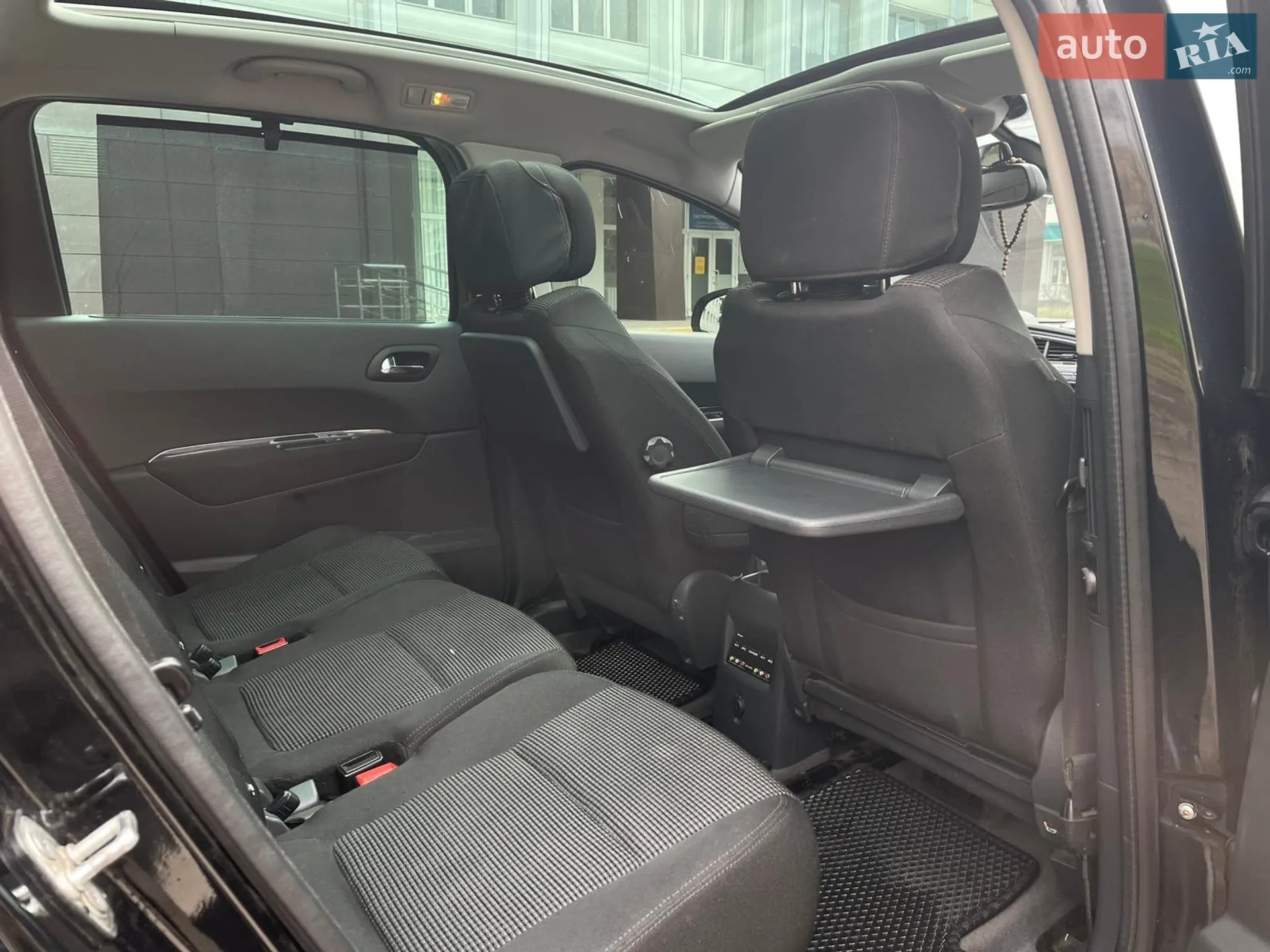 2010 Peugeot 5008 - мініатюра 25