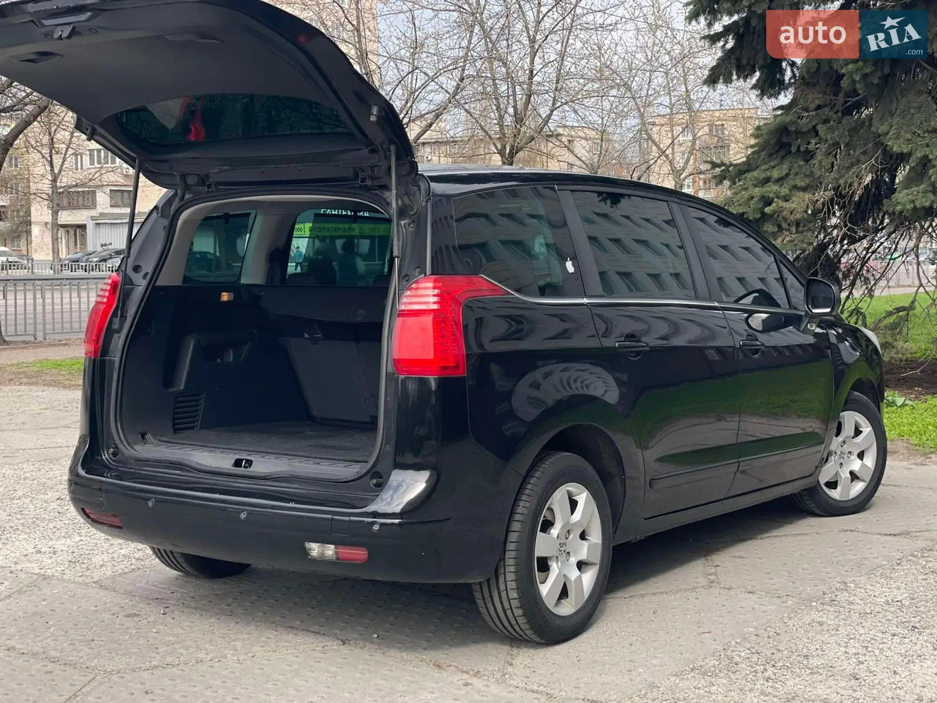 2010 Peugeot 5008 - мініатюра 12