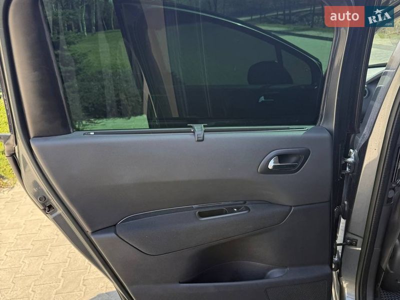 Мікровен Peugeot 5008 2013 в Павлограді