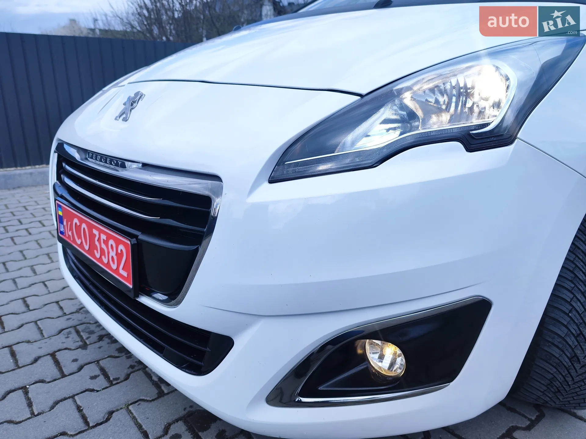 2016 Peugeot 5008 - мініатюра 10
