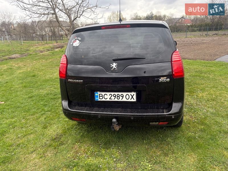Микровэн Peugeot 5008 2010 в Рава-Русской