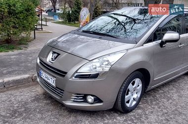 Микровэн Peugeot 5008 2010 в Львове