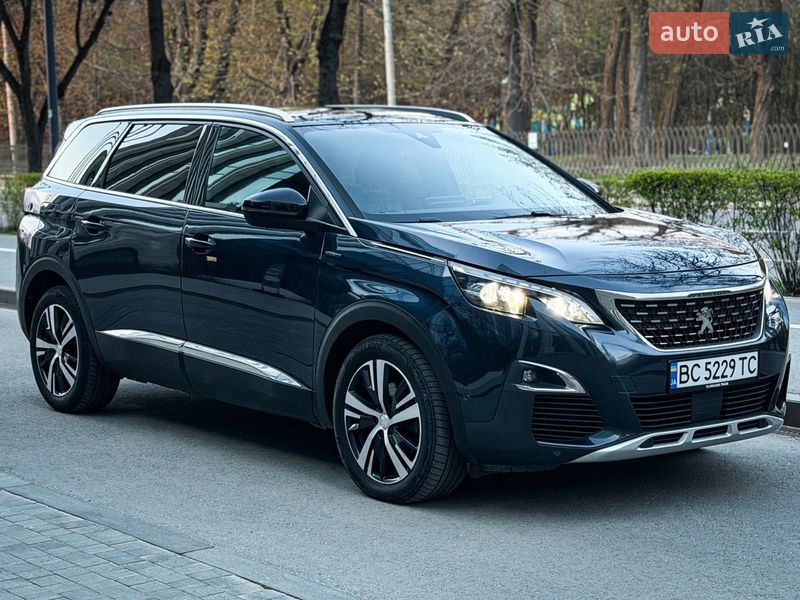 Позашляховик / Кросовер Peugeot 5008 2018 в Львові