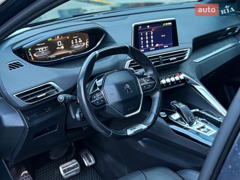 Позашляховик / Кросовер Peugeot 5008 2018 в Львові