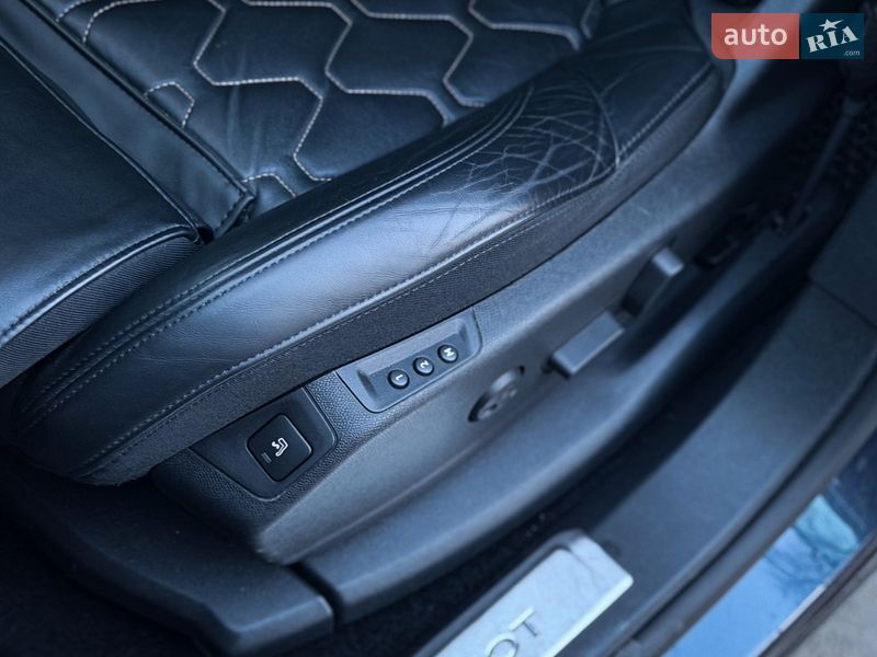 Позашляховик / Кросовер Peugeot 5008 2018 в Львові