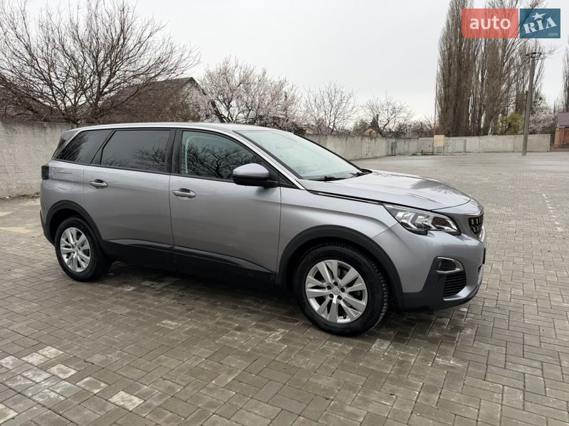 Позашляховик / Кросовер Peugeot 5008 2020 в Черкасах