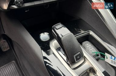 Внедорожник / Кроссовер Peugeot 5008 2020 в Черкассах