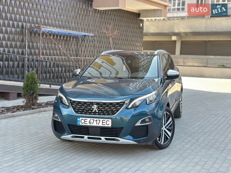 Внедорожник / Кроссовер Peugeot 5008 2017 в Черновцах