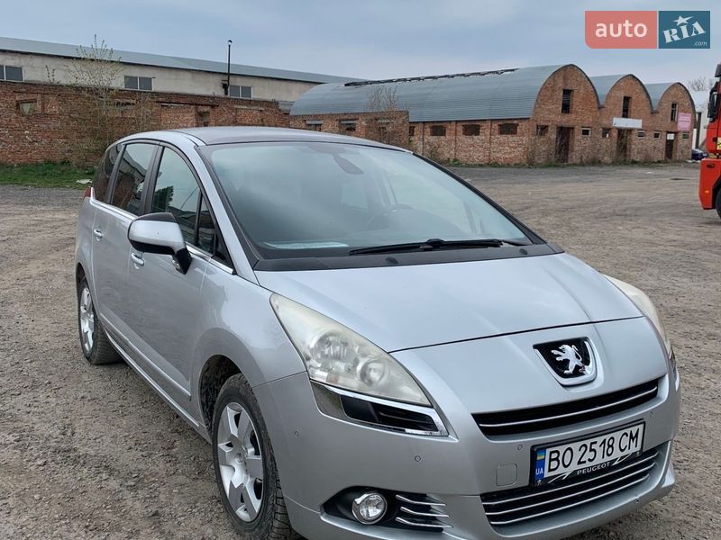Peugeot 5008 2010