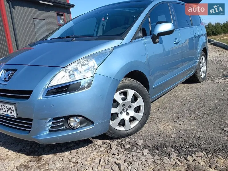 Peugeot 5008