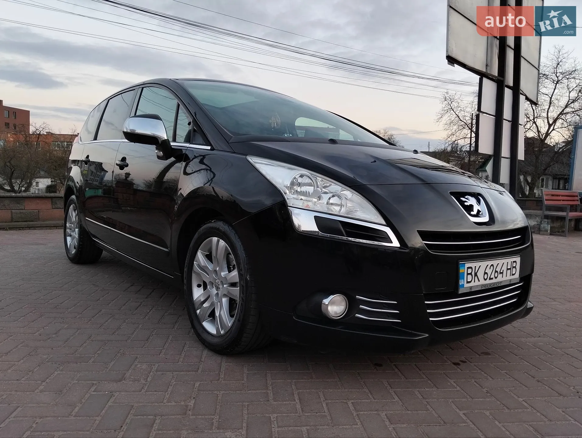 2010 Peugeot 5008 - мініатюра 14