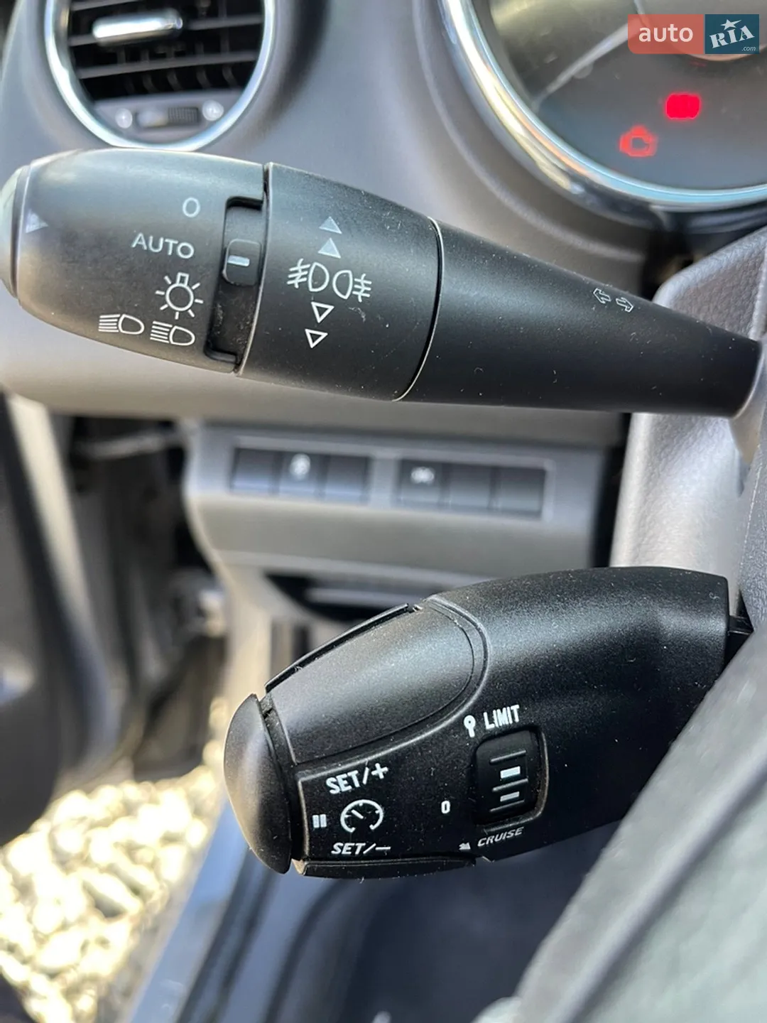 2015 Peugeot 5008 - мініатюра 17