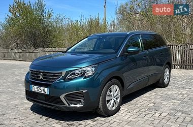 Внедорожник / Кроссовер Peugeot 5008 2019 в Немирове