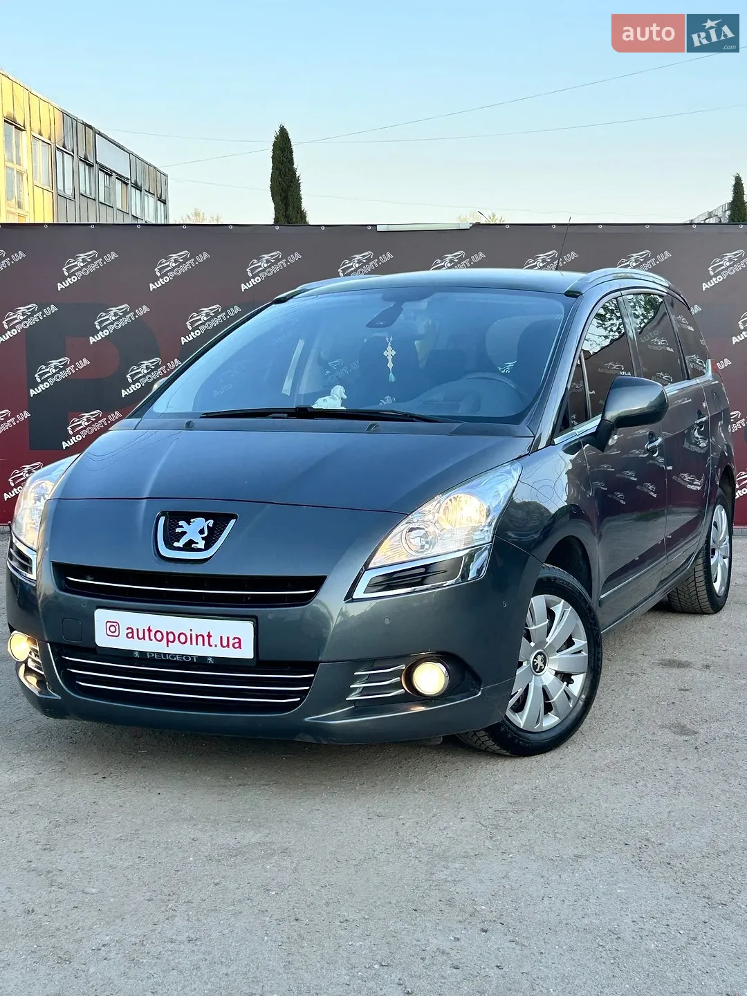 2013 Peugeot 5008 - фото 1