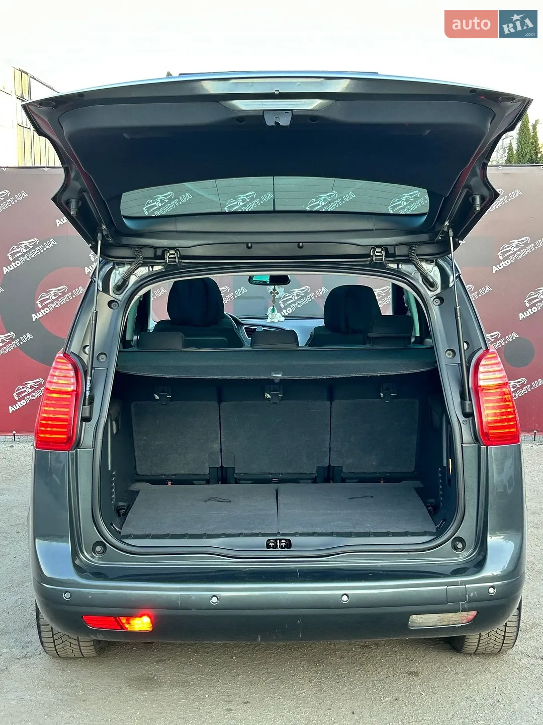 2013 Peugeot 5008 - мініатюра 10