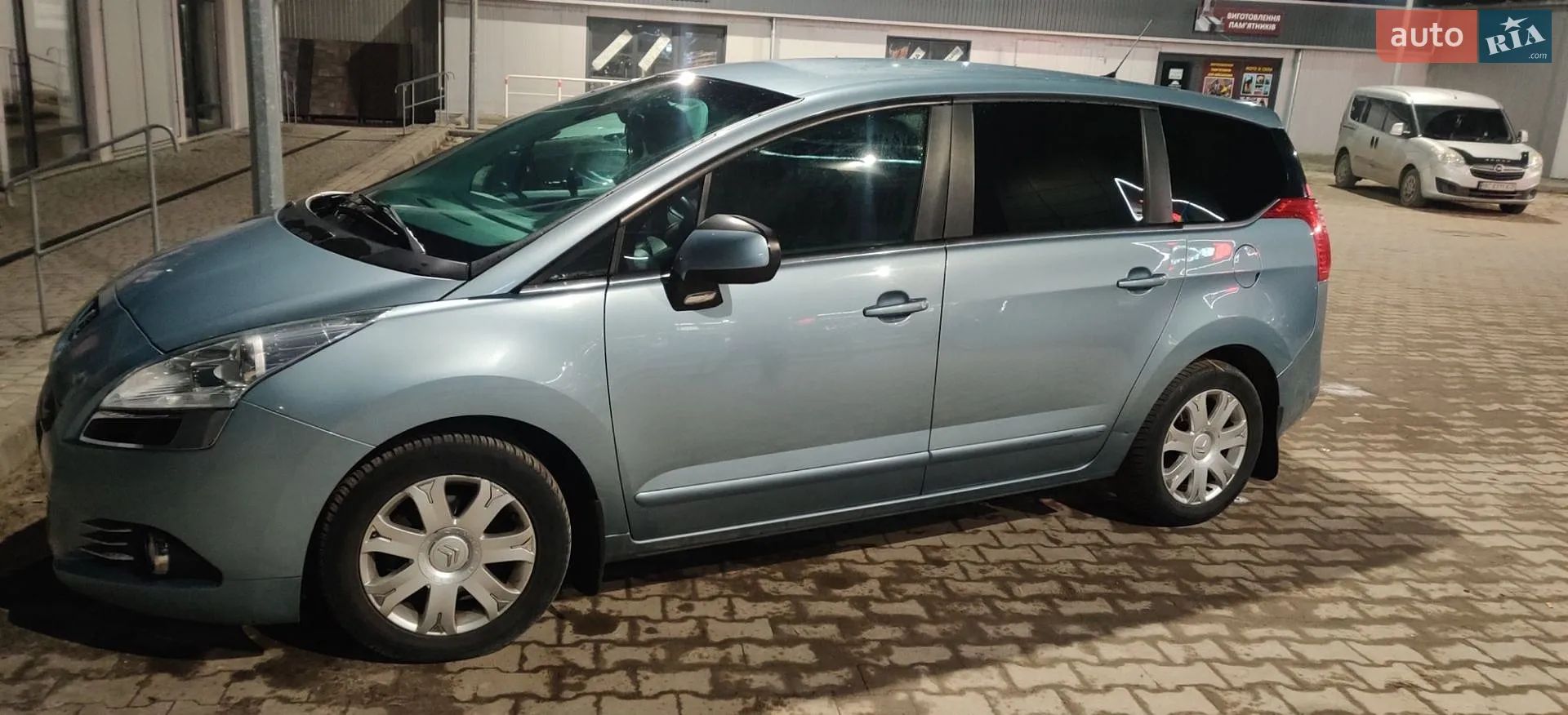 2010 Peugeot 5008 - мініатюра 14