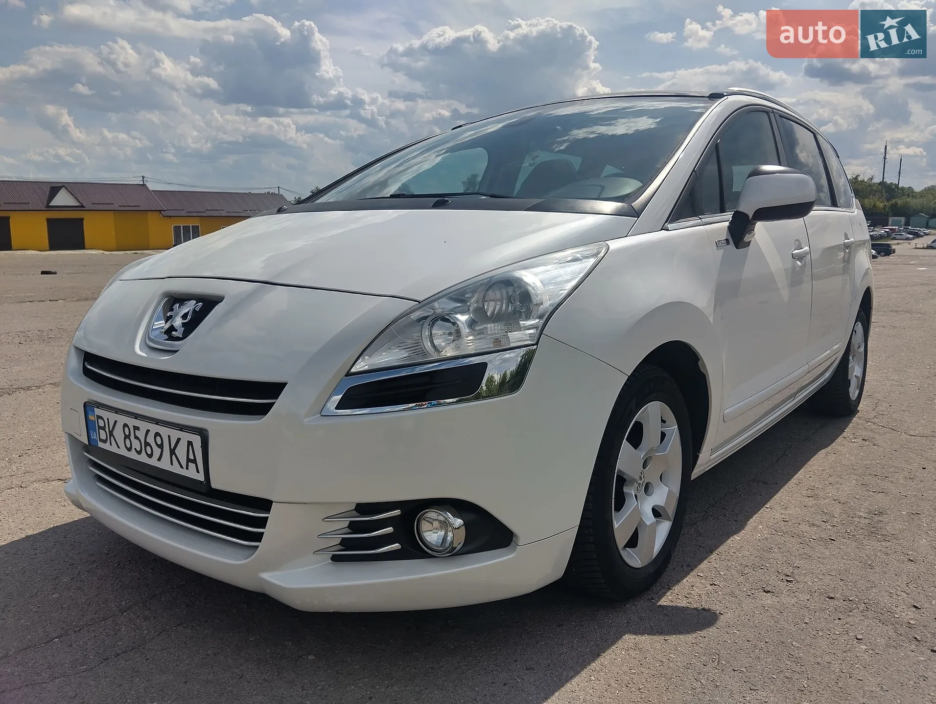 2013 Peugeot 5008 - фото 1