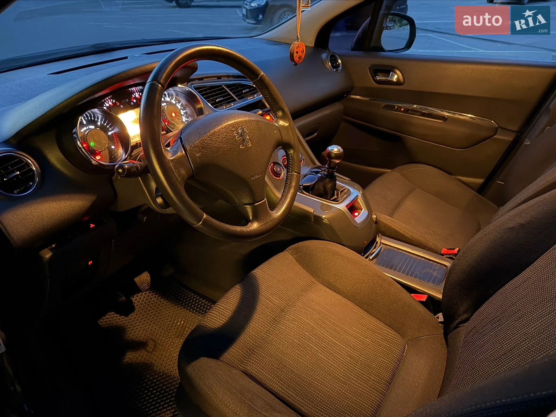 2010 Peugeot 5008 - мініатюра 36