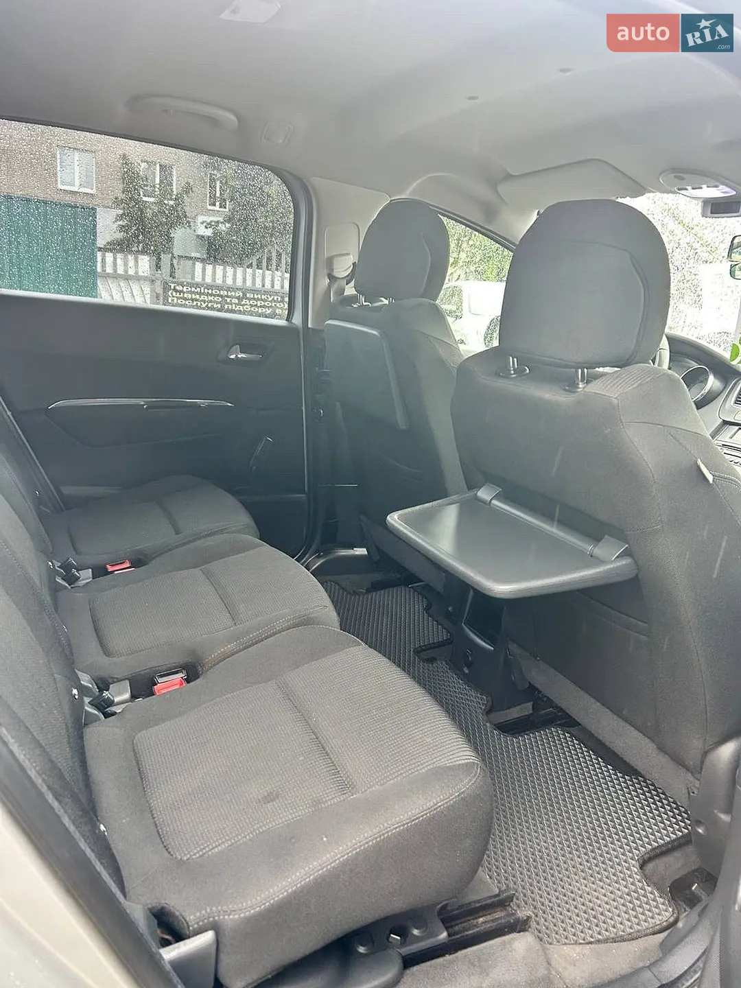 2010 Peugeot 5008 - мініатюра 11