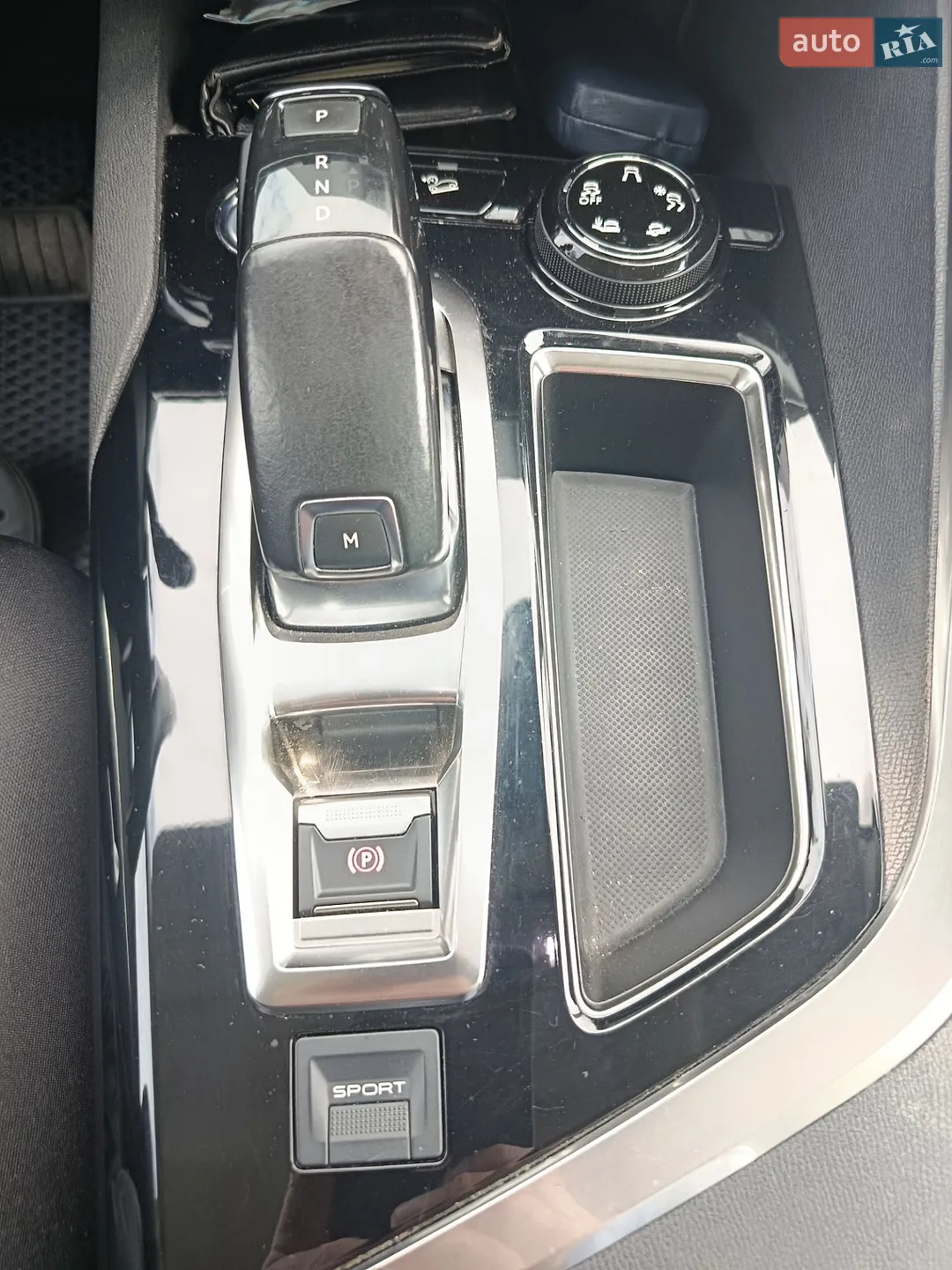 2017 Peugeot 5008 - мініатюра 8
