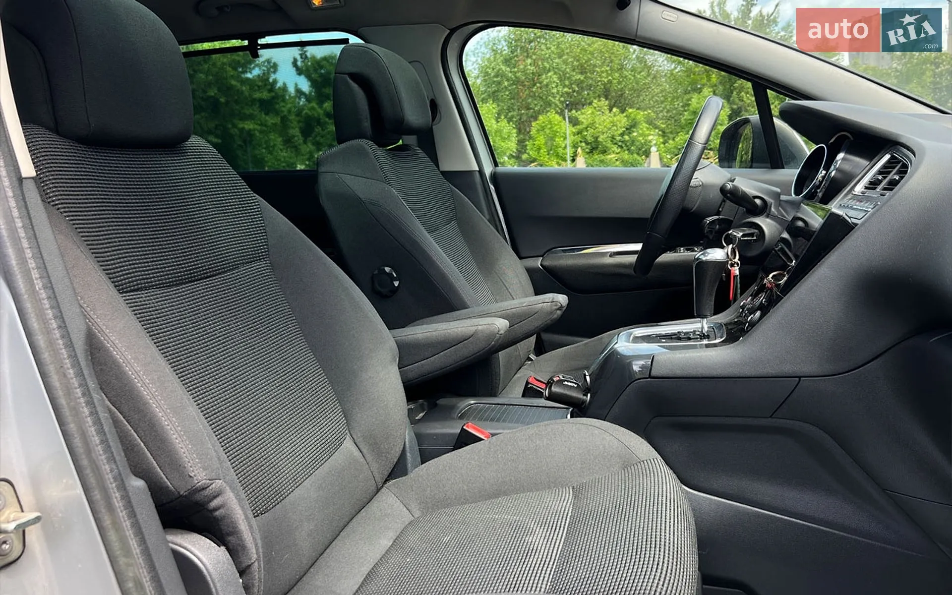 2011 Peugeot 5008 - мініатюра 21