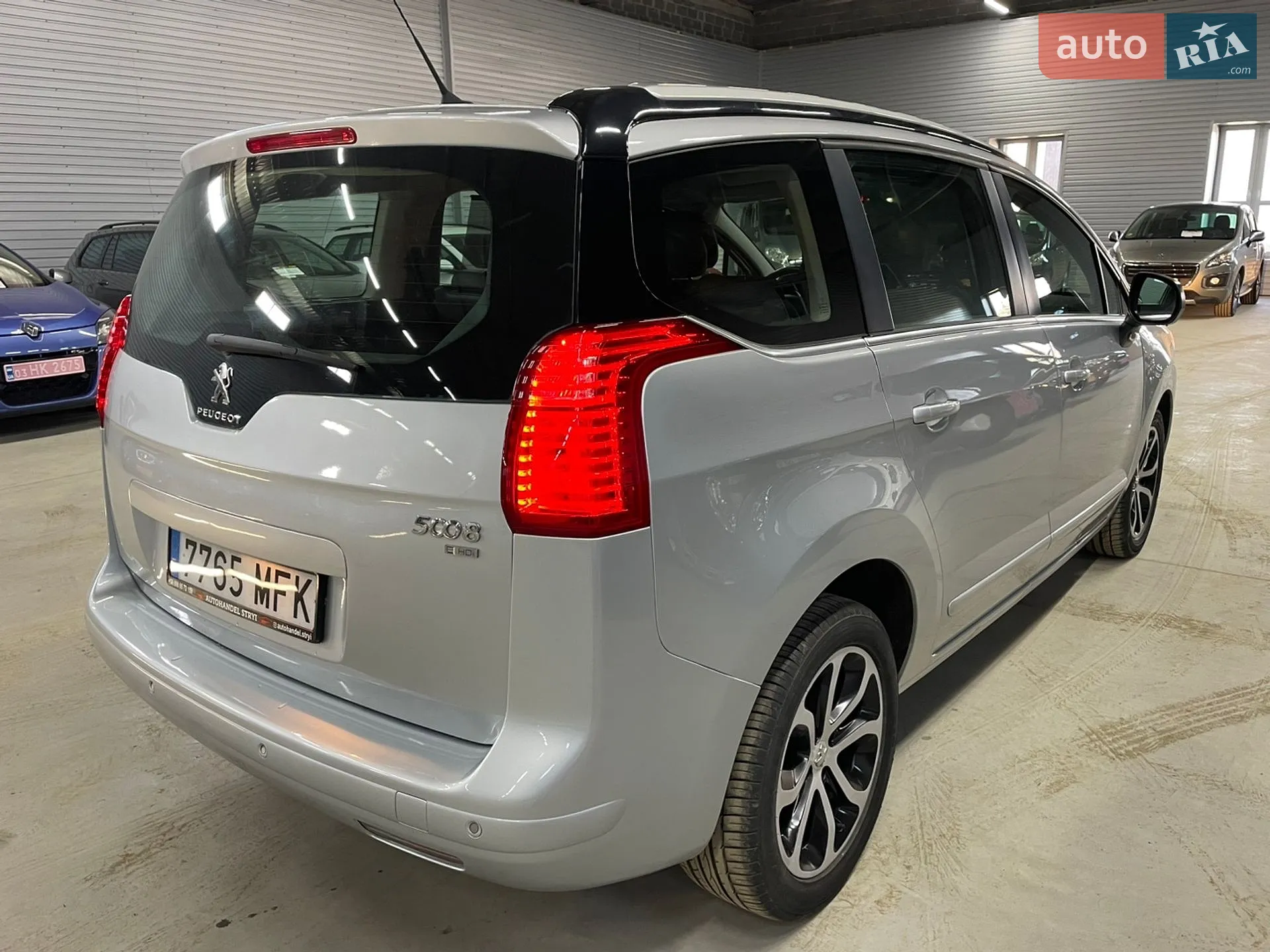 2015 Peugeot 5008 - мініатюра 15