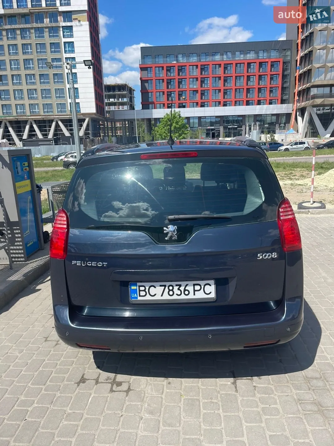 2011 Peugeot 5008 - мініатюра 10