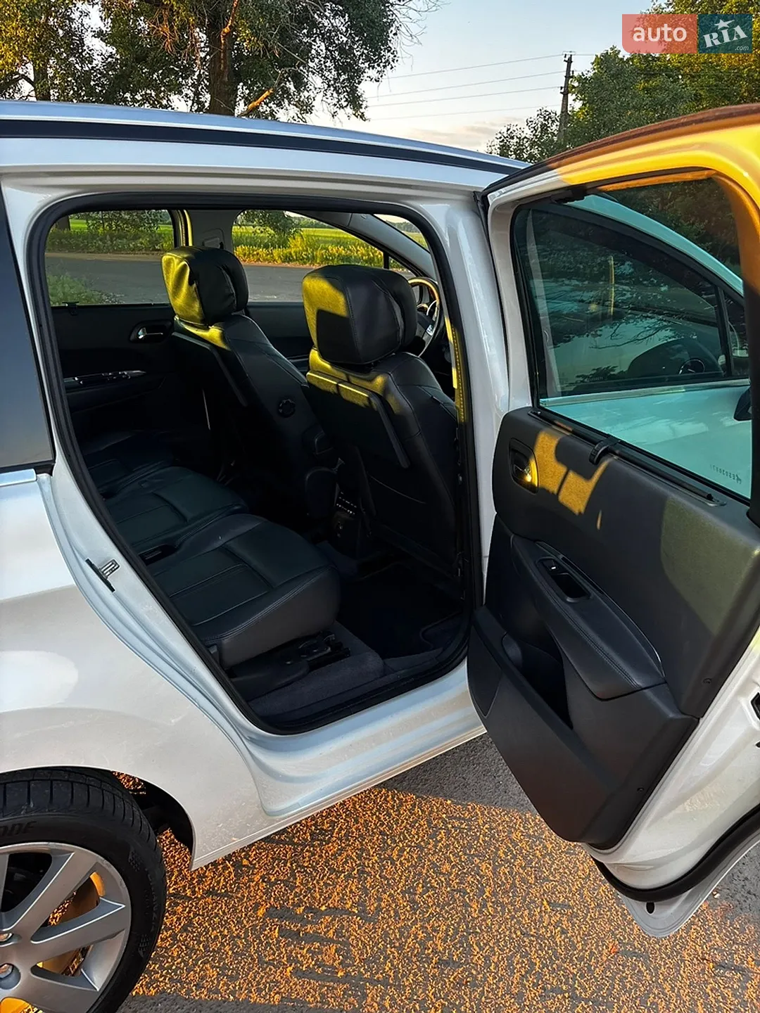 2014 Peugeot 5008 - мініатюра 12