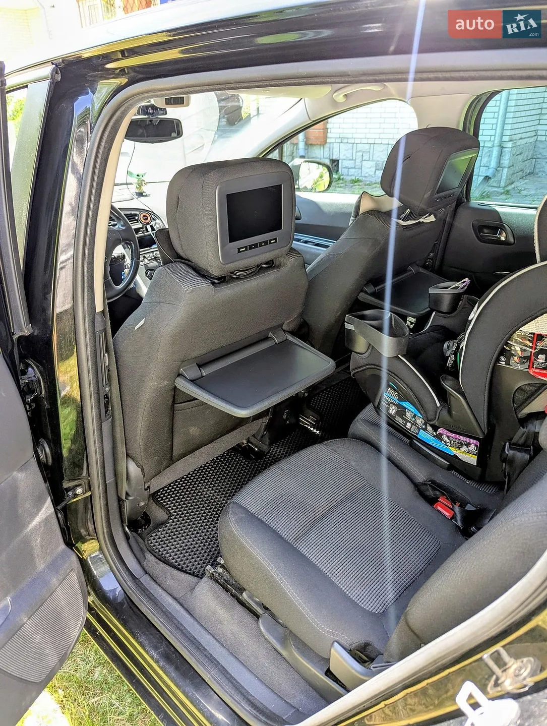 2010 Peugeot 5008 - мініатюра 15