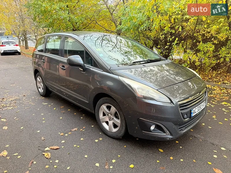 Peugeot 5008