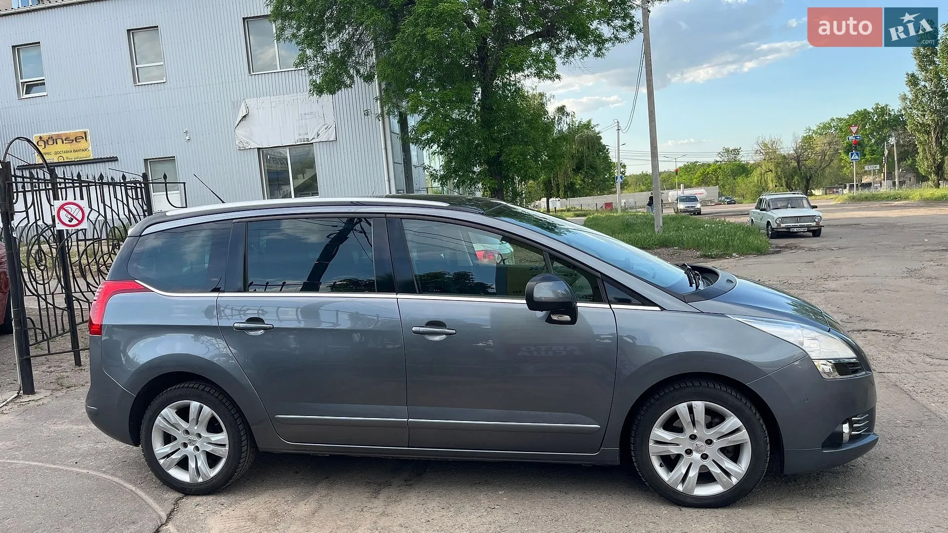 2011 Peugeot 5008 - мініатюра 4
