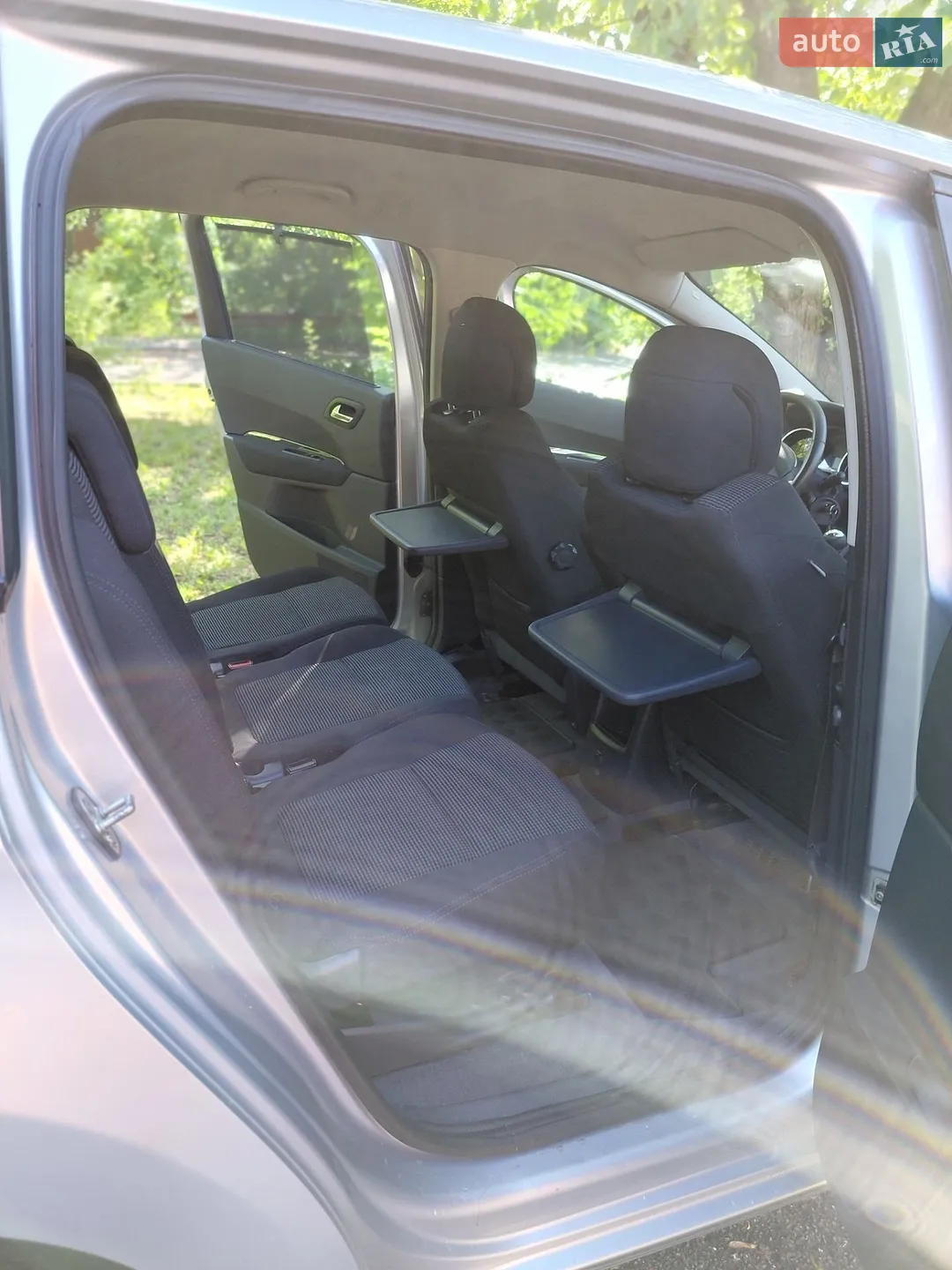 2011 Peugeot 5008 - мініатюра 10