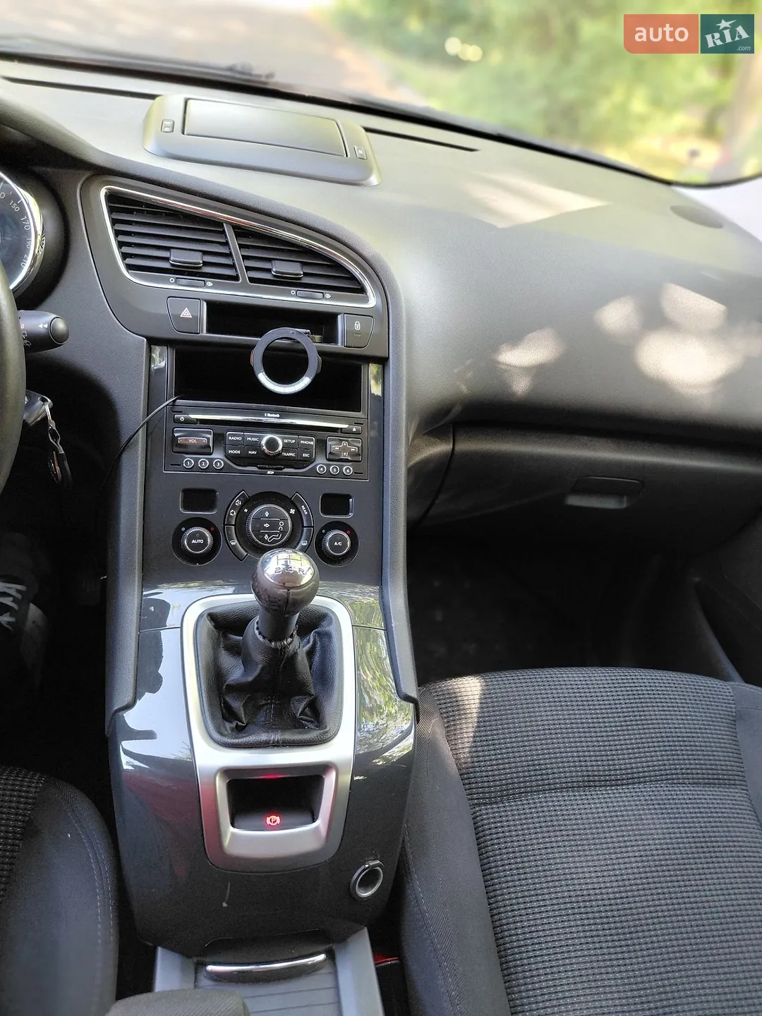 2011 Peugeot 5008 - мініатюра 18