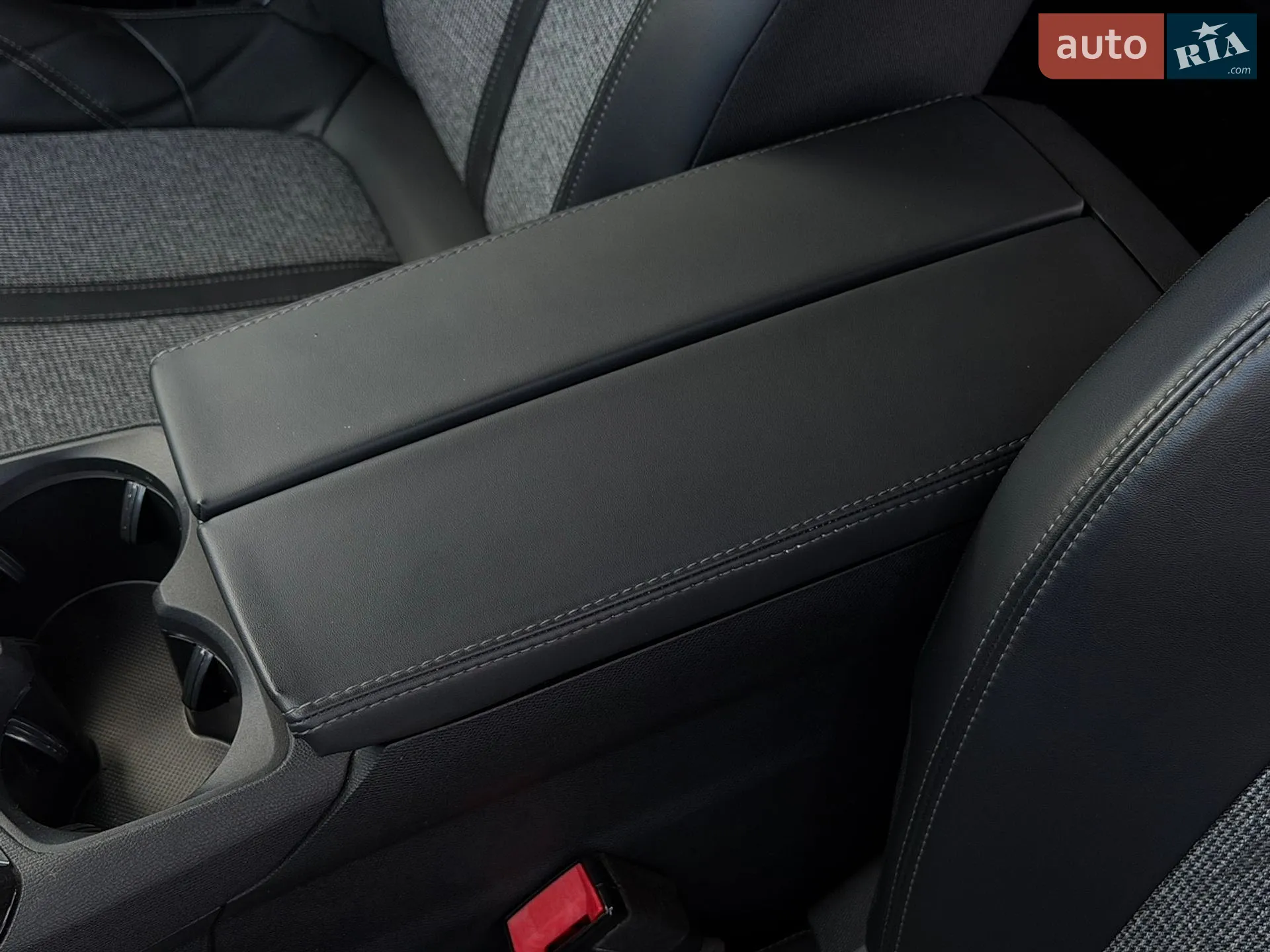 2017 Peugeot 5008 - мініатюра 17