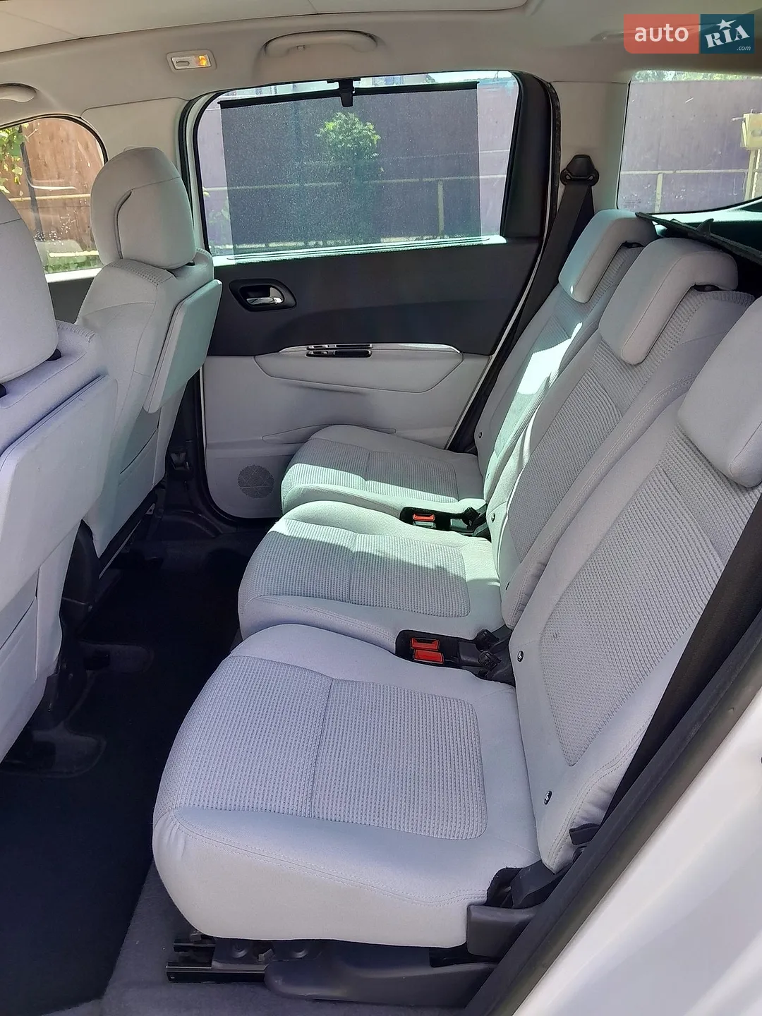 2013 Peugeot 5008 - мініатюра 15
