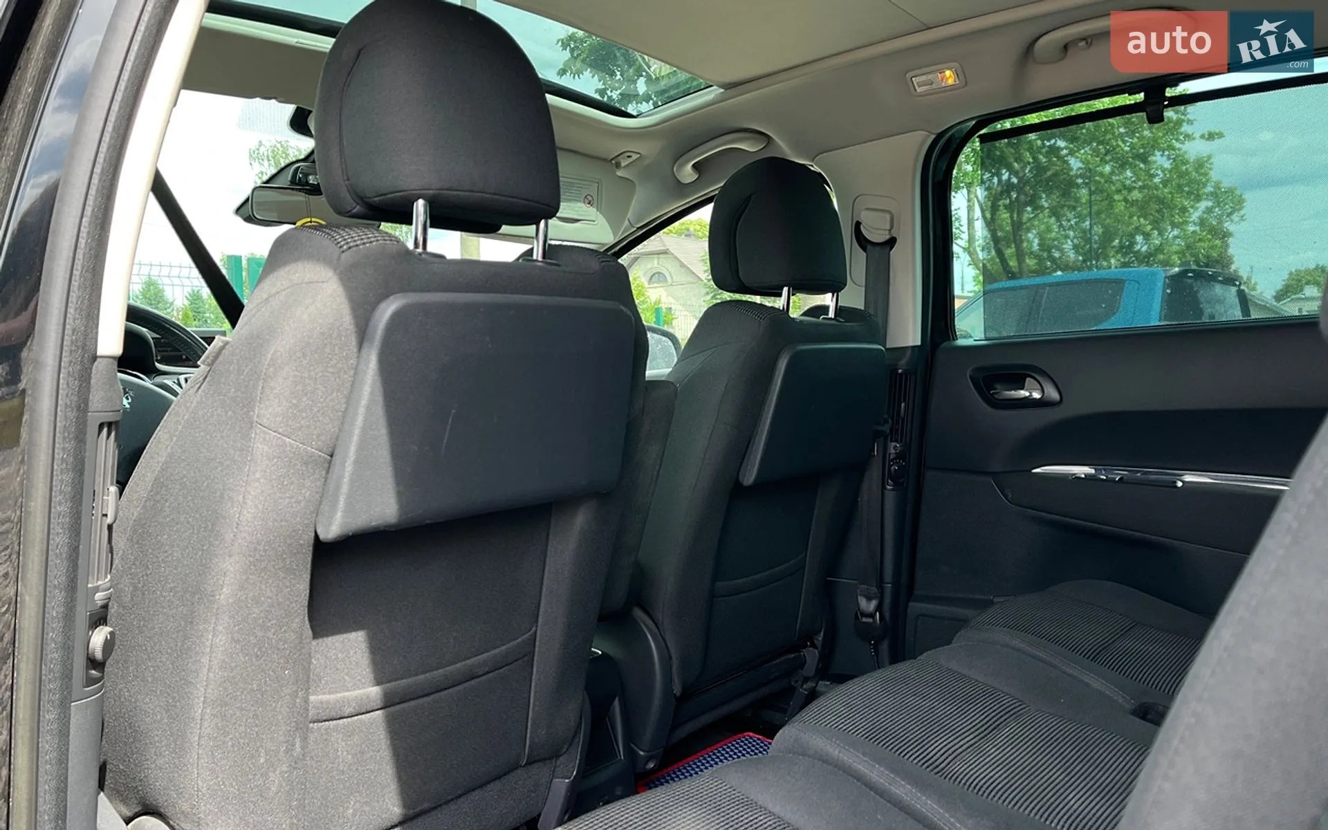 2012 Peugeot 5008 - мініатюра 16