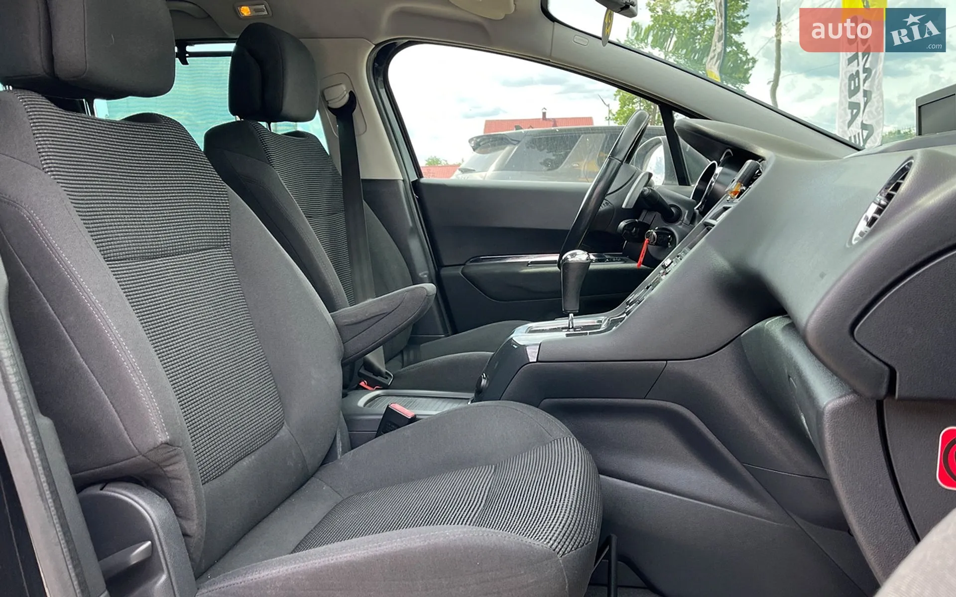 2012 Peugeot 5008 - мініатюра 18