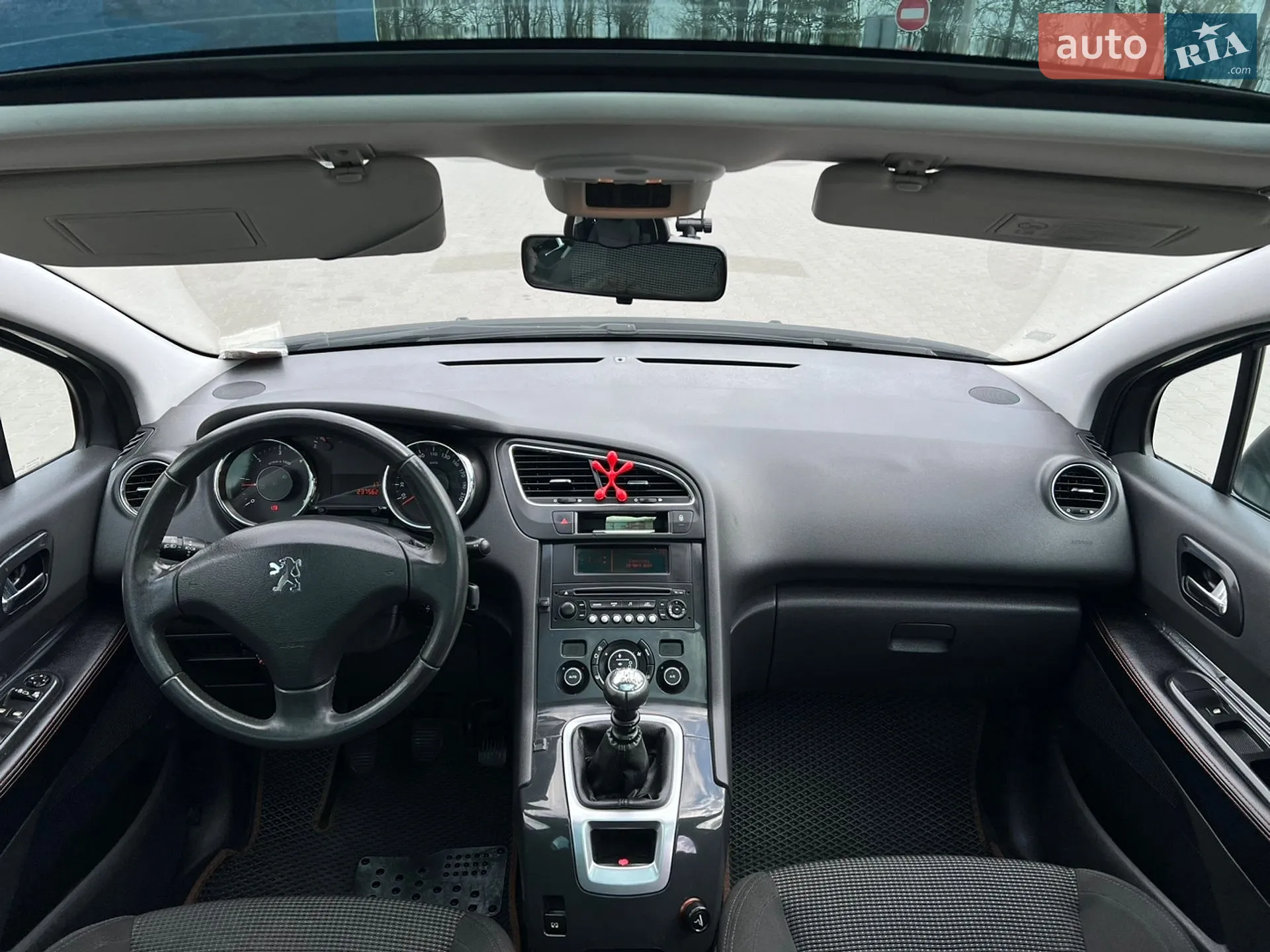 2010 Peugeot 5008 - мініатюра 17