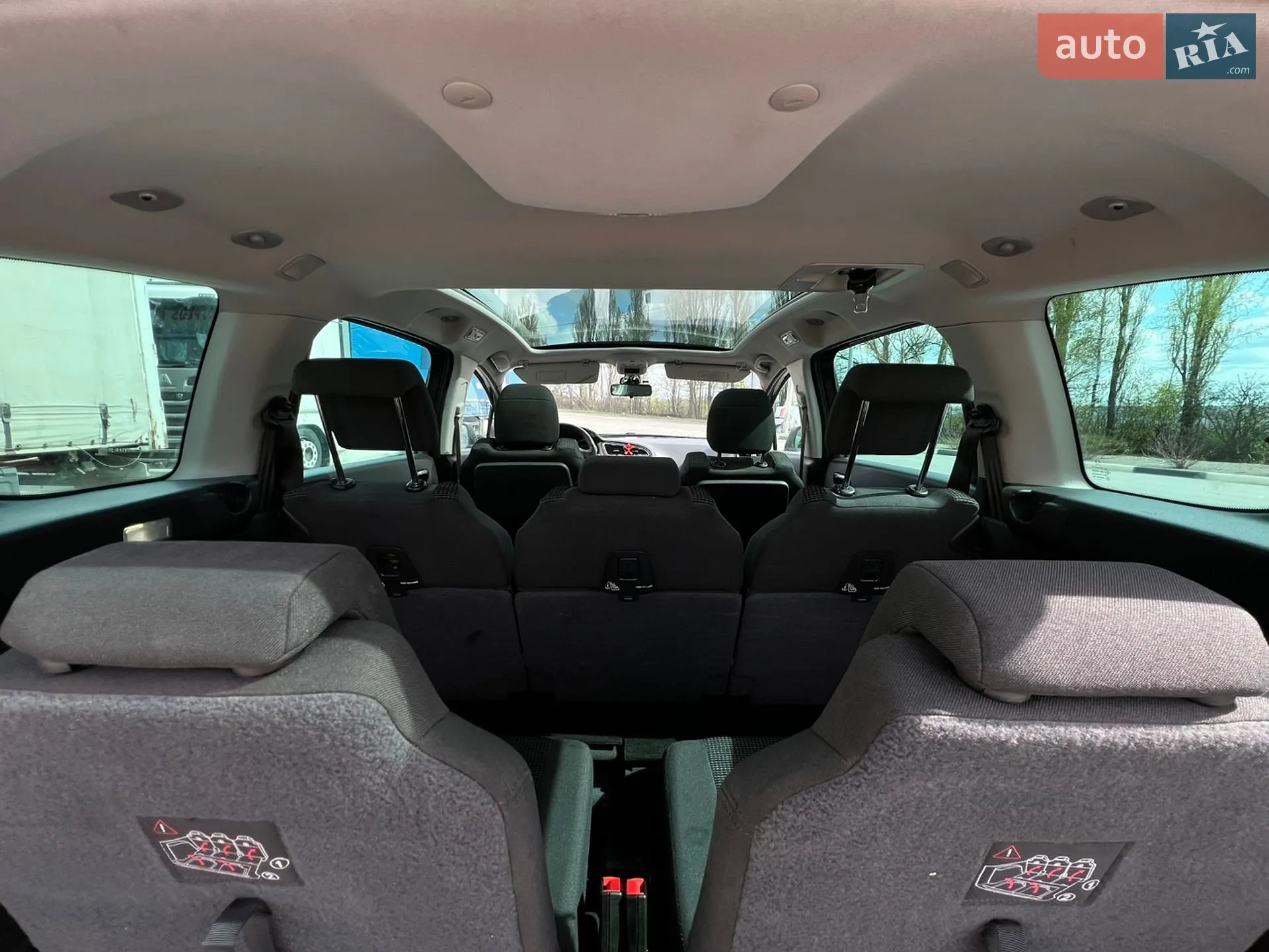 2010 Peugeot 5008 - мініатюра 39