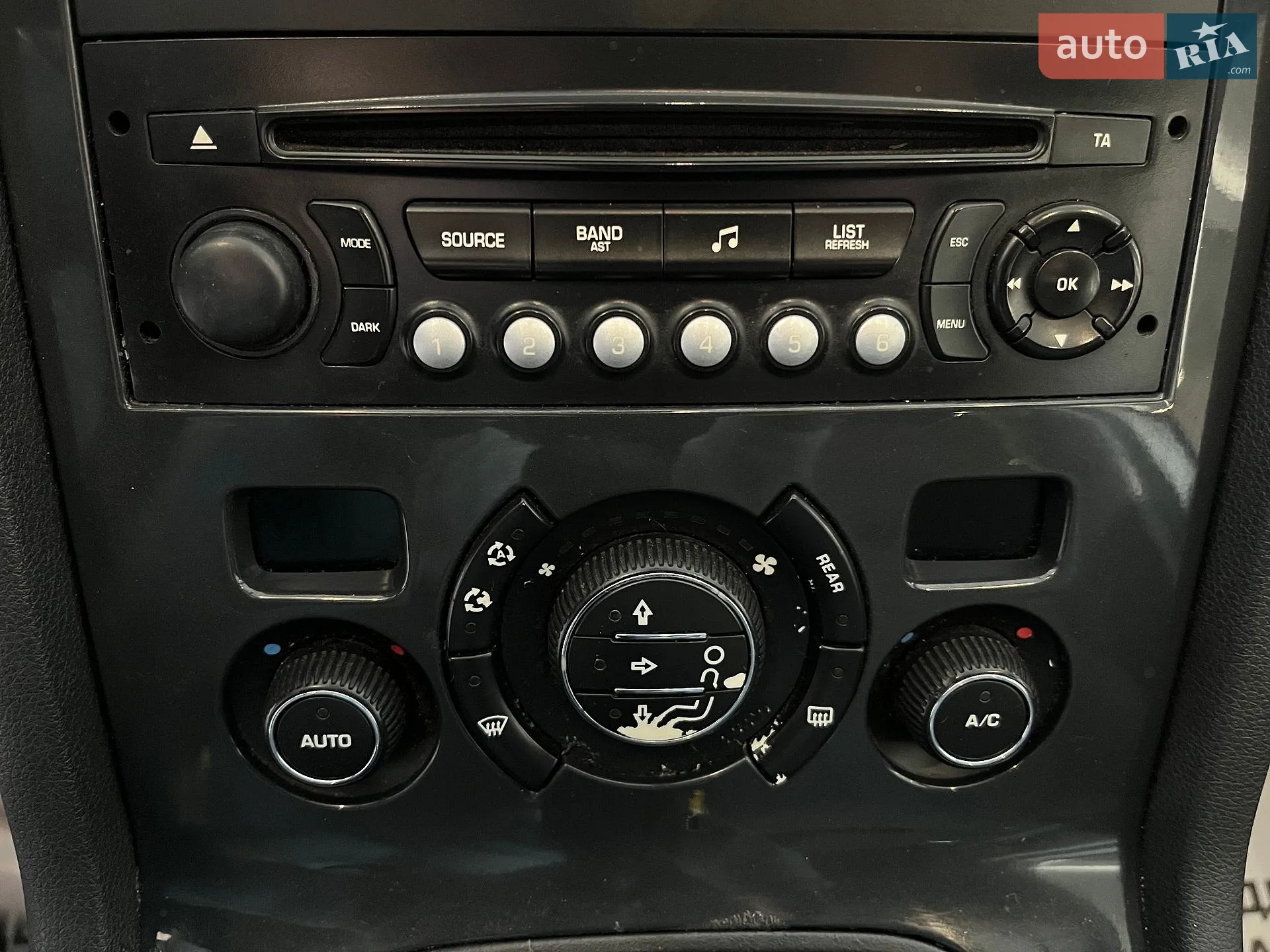 2012 Peugeot 5008 - мініатюра 16